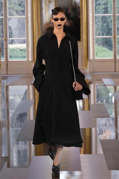 Look 22